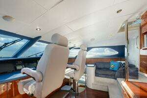 2002 Lazzara Yachts thumbnail 10