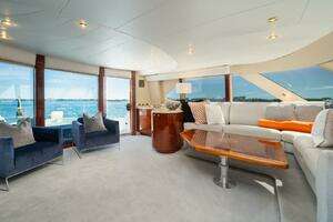 2002 Lazzara Yachts thumbnail 12