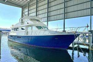 1994 Hatteras Cockpit Motoryacht thumbnail 31
