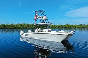 2022 Twin Vee 280 GFX-Profile Bow 3/4 Starboard