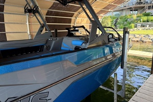 23ft Axis Yacht For Sale