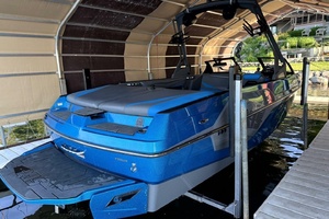 23ft Axis Yacht For Sale