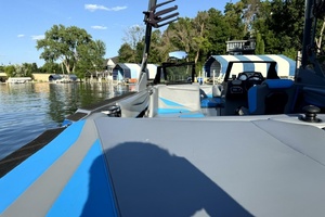 23ft Axis Yacht For Sale
