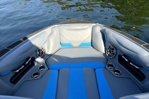 23ft Axis Yacht For Sale