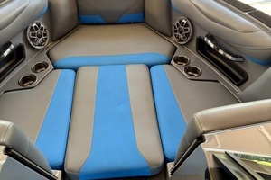 23ft Axis Yacht For Sale