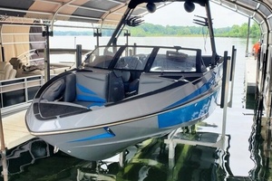 23ft Axis Yacht For Sale