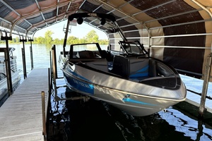 23ft Axis Yacht For Sale