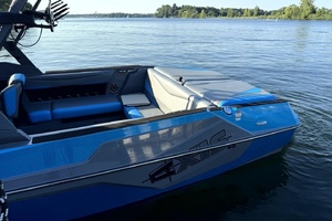 23ft Axis Yacht For Sale