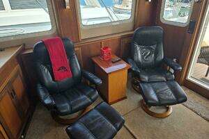 2010 American Tug 49 Limited thumbnail 20