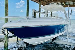 2023 Intrepid 327-I Valor- Lift Kept