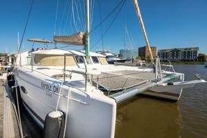 41ft Fountaine Pajot Yacht For Sale