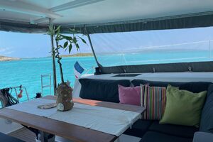 2017-fountaine-pajot-helia-sail-9824677-20250604102032718-1_XLARGE.jpg