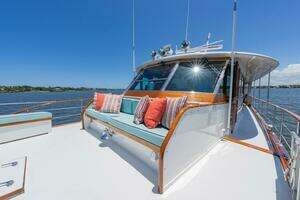 1970 Trumpy Houseboat thumbnail 34