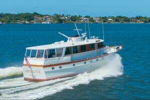 1970 Trumpy Houseboat thumbnail 46