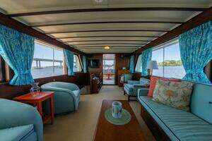 1970 Trumpy Houseboat thumbnail 3