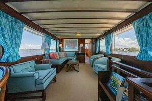 1970 Trumpy Houseboat thumbnail 2