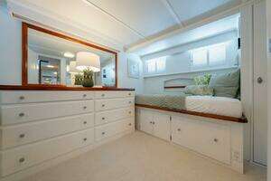 1970 Trumpy Houseboat thumbnail 18