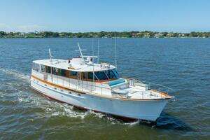 1970 Trumpy Houseboat thumbnail 37