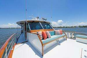 1970 Trumpy Houseboat thumbnail 33