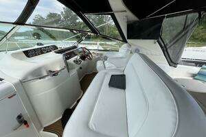1999 Sea Ray 400 Sundancer thumbnail 25