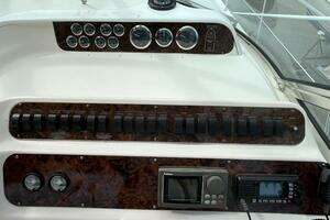 1999 Sea Ray 400 Sundancer thumbnail 34