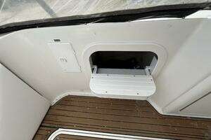 1999 Sea Ray 400 Sundancer thumbnail 17