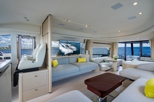2023 Azimut Fly 68 thumbnail 10