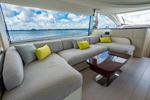 2023 Azimut Fly 68 thumbnail 9