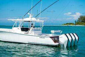 2023 Valhalla Boatworks V-41 thumbnail 51