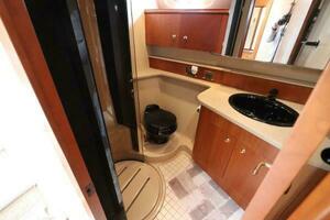 44ft Cruisers Yachts Yacht For Sale