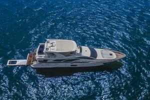 Thinks It s His Too 75ft Azimut Yacht For Sale