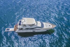 Thinks It s His Too 75ft Azimut Yacht For Sale