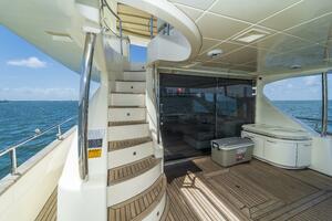 Thinks It s His Too 75ft Azimut Yacht For Sale
