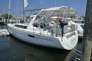 SABRINA 41ft Beneteau Yacht For Sale