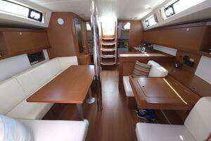 SABRINA 41ft Beneteau Yacht For Sale