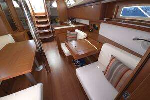 SABRINA 41ft Beneteau Yacht For Sale
