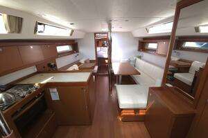 SABRINA 41ft Beneteau Yacht For Sale