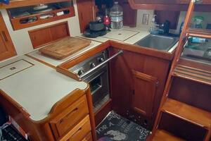 Rapunzel 32ft Ericson Yacht For Sale