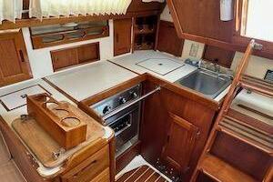 Rapunzel 32ft Ericson Yacht For Sale