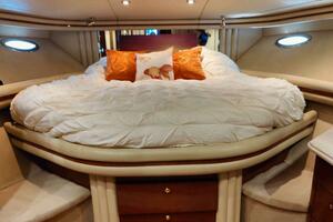 56ft Sea Ray Yacht For Sale