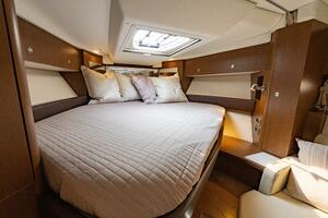WATERVIEWS  35ft Sea Ray Yacht For Sale