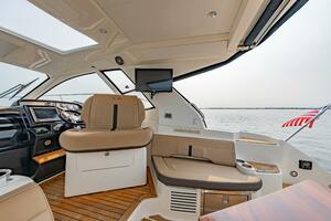 WATERVIEWS  35ft Sea Ray Yacht For Sale