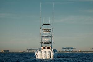 47ft Front Runner Yacht For Sale