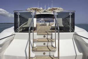 2014-Westport-40M-Yacht-For-Sale-Bahamas.jpg