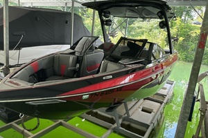 23ft Malibu Yacht For Sale