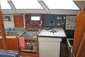 1982 Jeanneau Trinidad 48 thumbnail 5