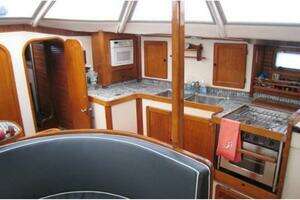 1982 Jeanneau Trinidad 48 thumbnail 6
