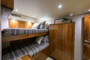 2021 Viking 72 Convertible thumbnail 24