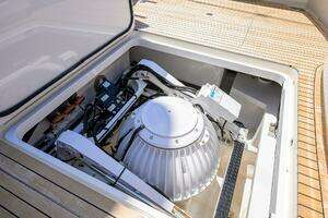 2021 Viking 72 Convertible thumbnail 38