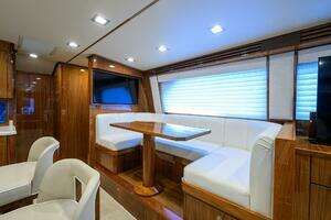 2021 Viking 72 Convertible thumbnail 9